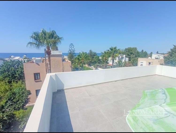 4 bedroom resale villa + recently refurbished + furnished + roof terrace + CCTV system + walking distance to the beach + payment plan + Title deed in the previous owner’s name, VAT paid