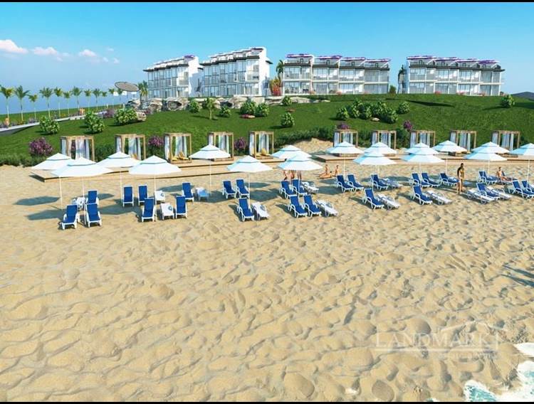 Роскошные апартаменты с 2 спальнями на берегу моря с общим бассейном + песчаным пляжем, с возможностью оплаты