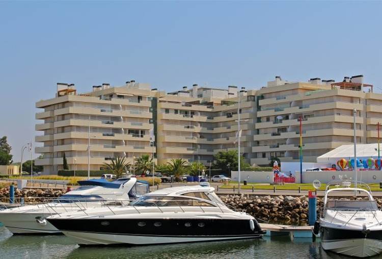 PORTUGAL-ALGARVE-VILAMOURA apartamento marina 4 PENTHOUSE de 280m2 em um condomínio de prestígio com piscina, terraço de 300m2