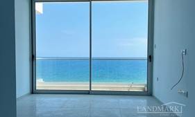 Modern studio apartment + 200m from the sea + communal indoor & outdoor pool + Spa
