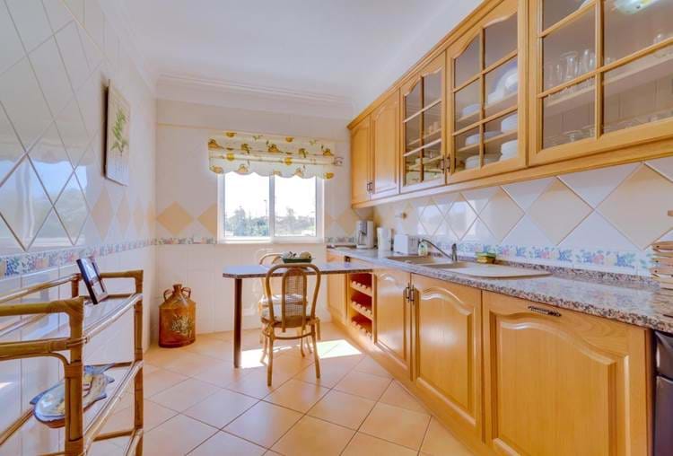 A beautiful modern large 3 bed ground floor apartment opposite the GNR / Police station and a 3 min walk to the marina and beach  called Marina Sol , condominium.