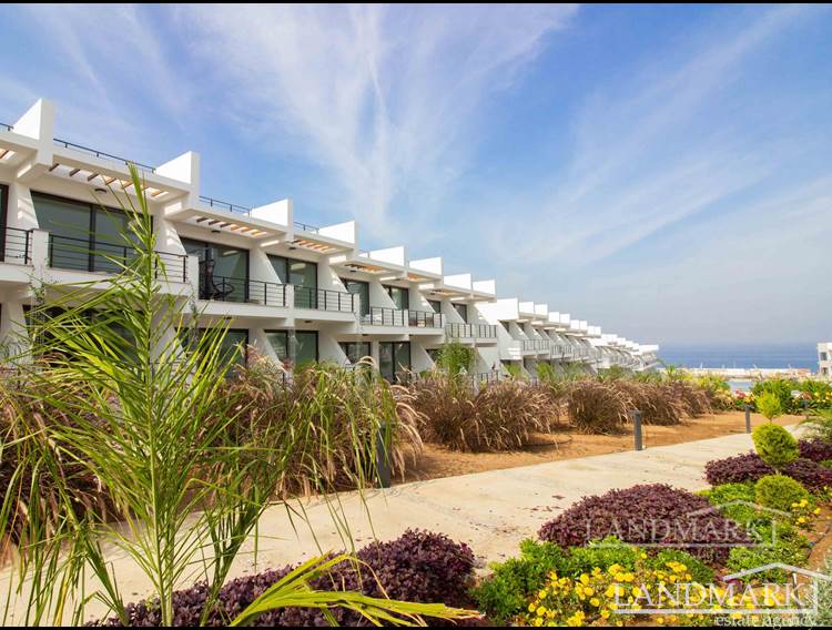 Modern resale studio ground apartment + sea side + communal pool + walking distance to the beach