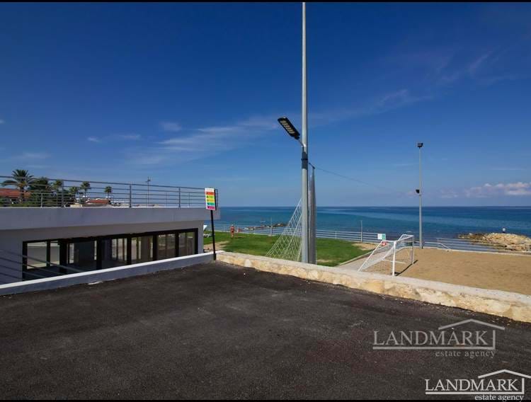 1 bedroom seaside apartment + prime location + walking distance to the sea